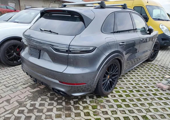 samochody osobowe Porsche Cayenne cena 229000 przebieg: 41000, rok produkcji 2021 z Warszawa